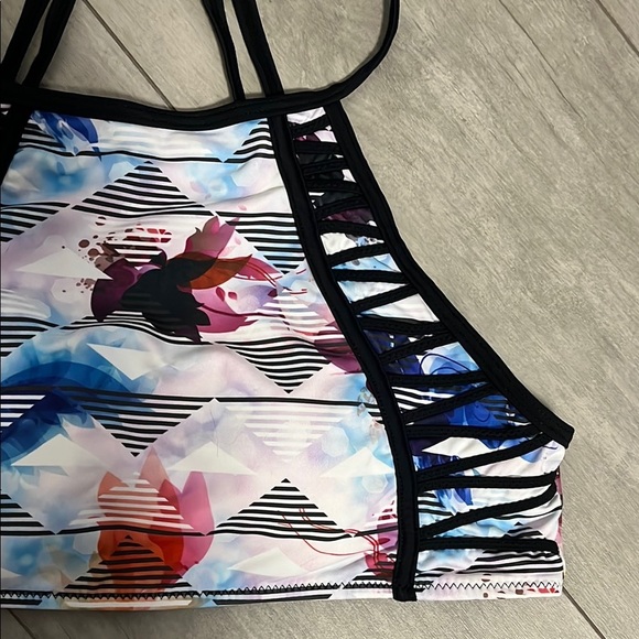 Cupshe White and Multicolor Black Strappy Swimsuit Bikini Set, Size L - Picture 8 of 12